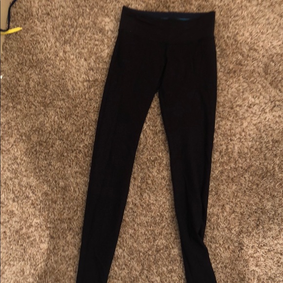 Lulu Lemon Leggings - Picture 3 of 3